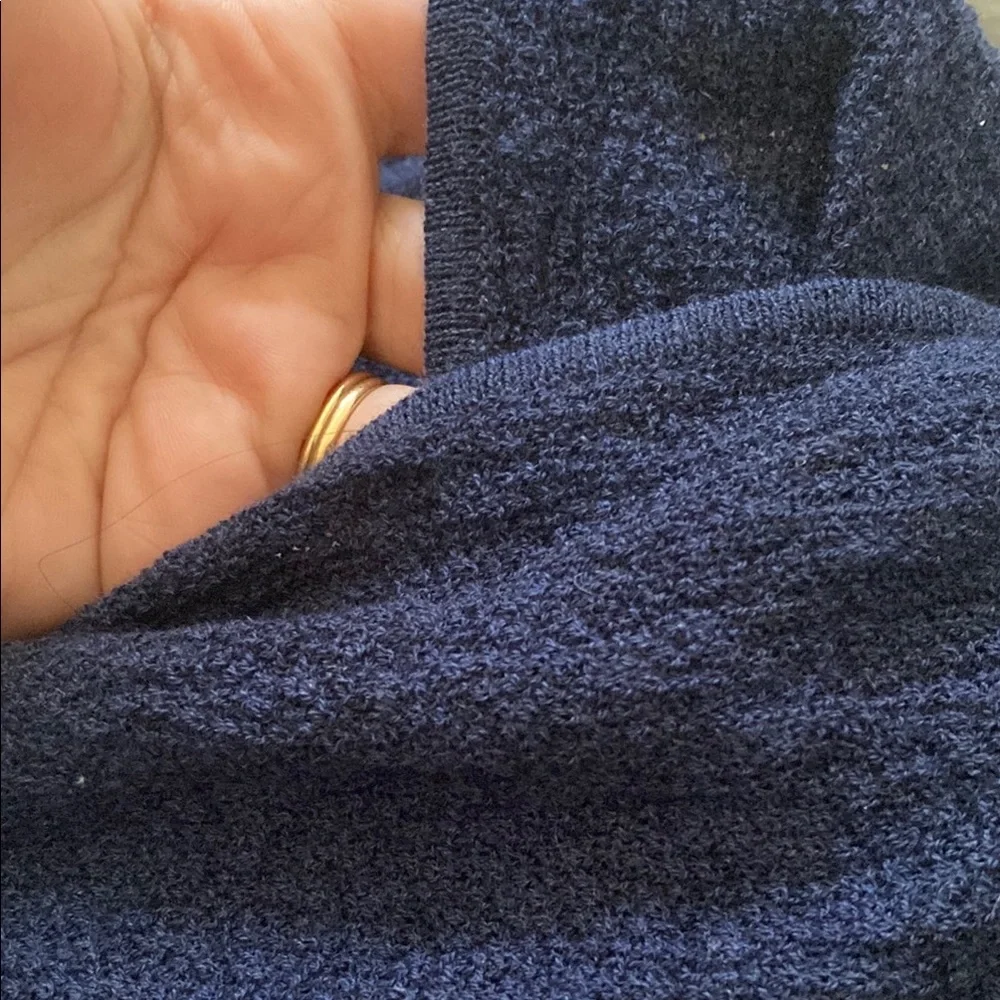 Eileen Fisher Women's Navy Top 100% wool - Picture 7 of 9
